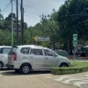 Parkir di Pintu Masuk Pantai Pangandaran