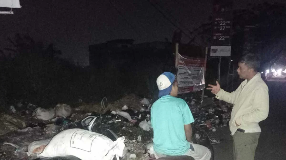 warga didenda gara-gara buang sampah