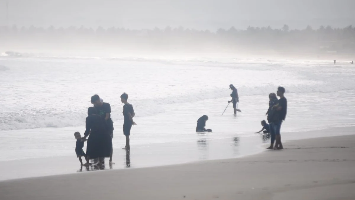 Pantai Barat Pangandaran