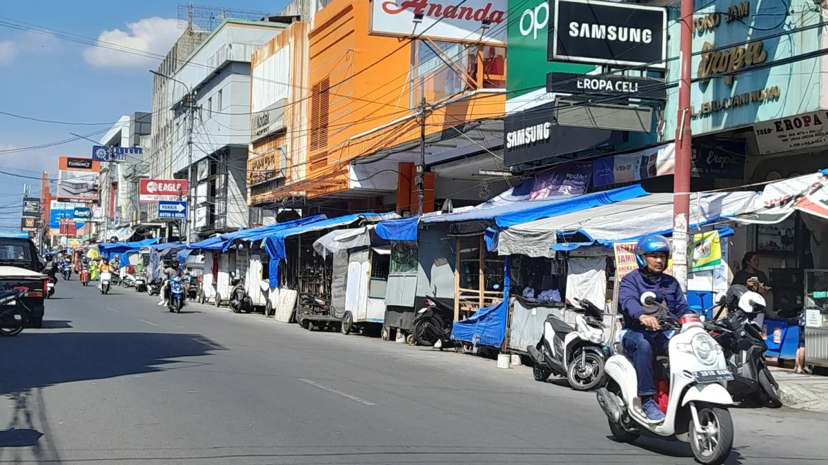 relokasi pkl jalan ahmad yani