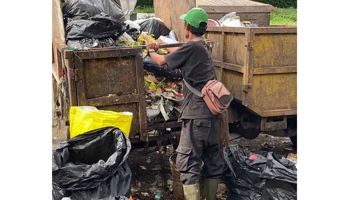 Sampah plastik sekali pakai