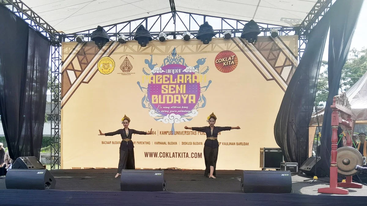 seni budaya lokal