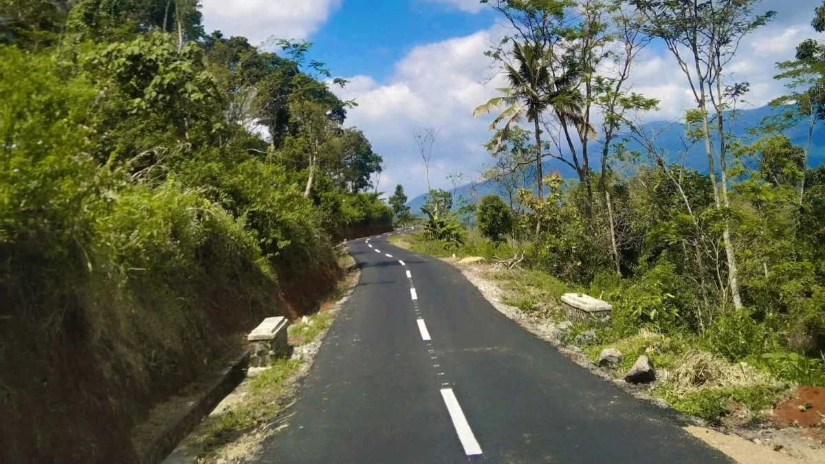 jalan Guranteng-Leuwihalang