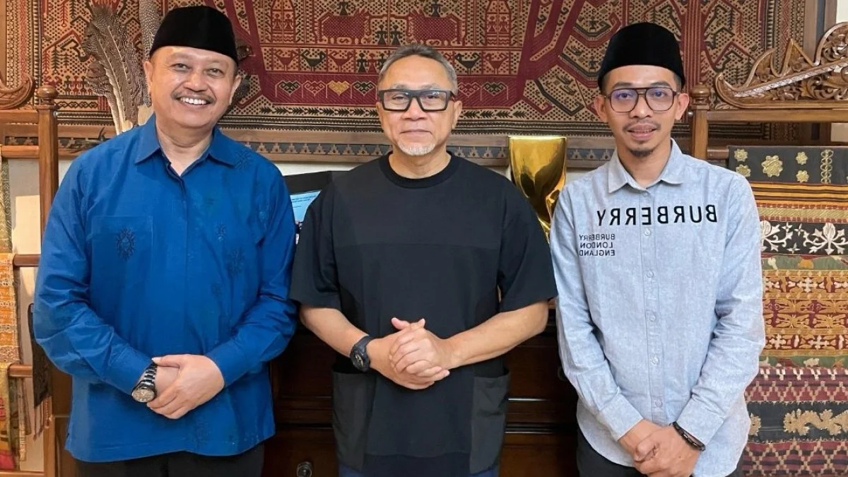 Iwan Saputra dan Dede Muksit Aly