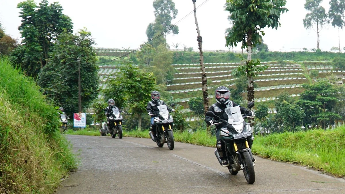 Merokok Sambil Berkendara