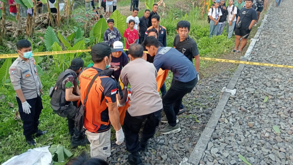 palang pintu kereta api di Pasirpanjang