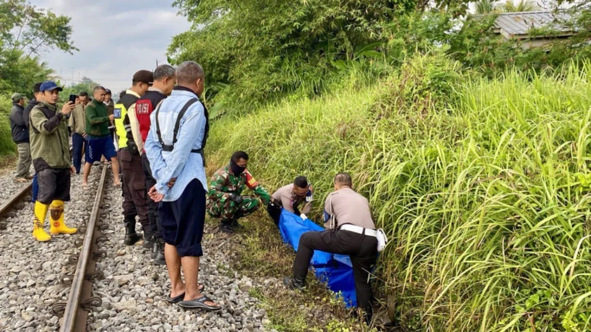 Tertabrak Kereta Api Serayu di Cisayong