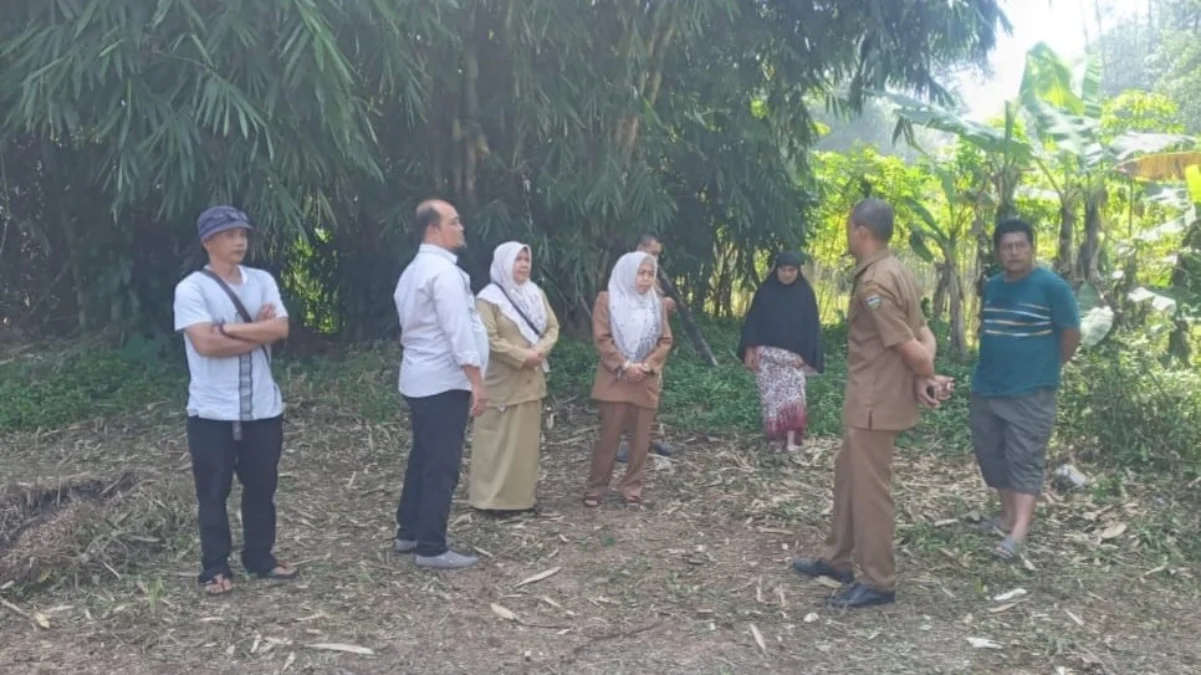 Pembangunan Minimarket di Desa Banyuasih