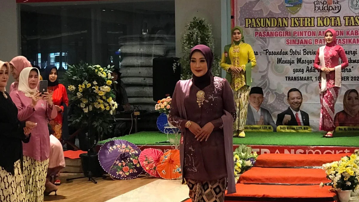 pasundan isteri, batik tasikan