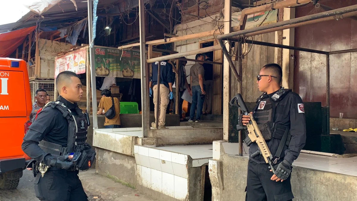 Kasus pembunuhan Jenazah Perempuan Dalam Karung, Polisi Olah TKP di Kios di Pasar Cikurubuk,