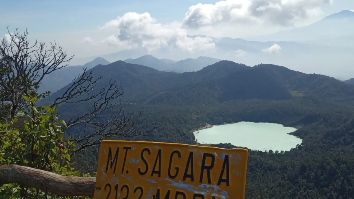 Gunung sagara