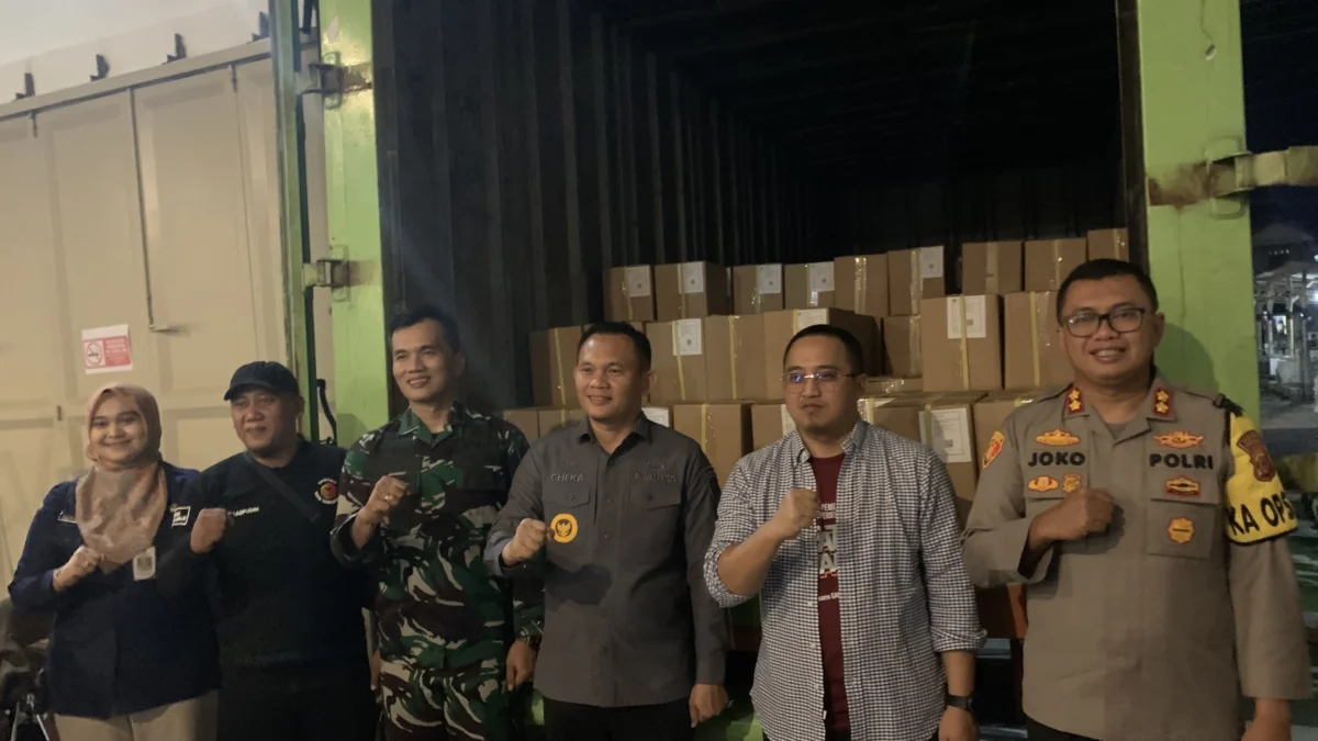 Pj wali kota tasikmalaya, surat suara pilkada pilgub, pengamanan gudang logistik