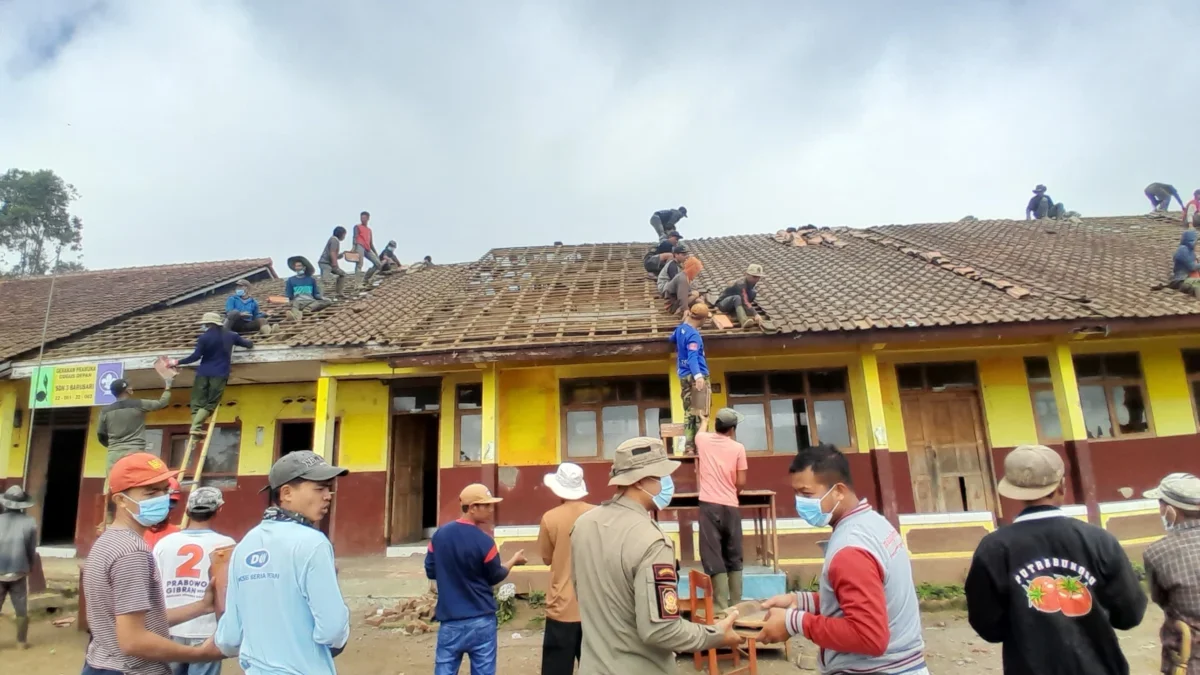 sekolah terdampak gempa