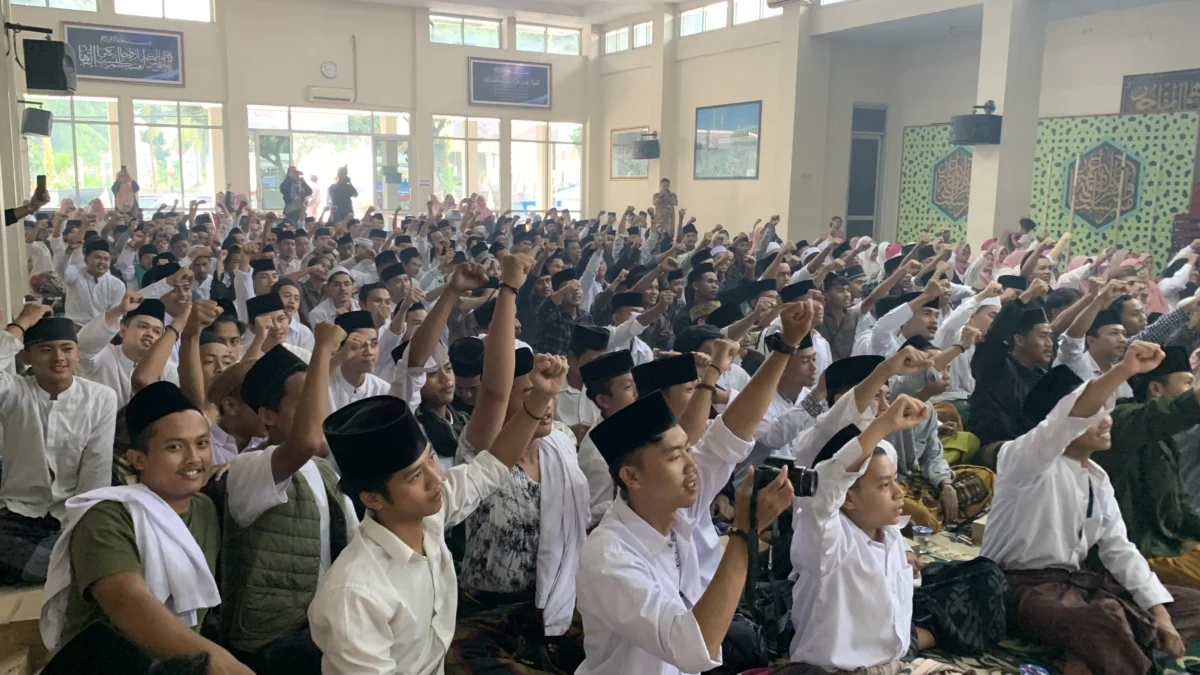 Santri ulama pondok pesantren, politik uang pilkada kota tasikmalaya, yanto aprianto muhammad aminudin