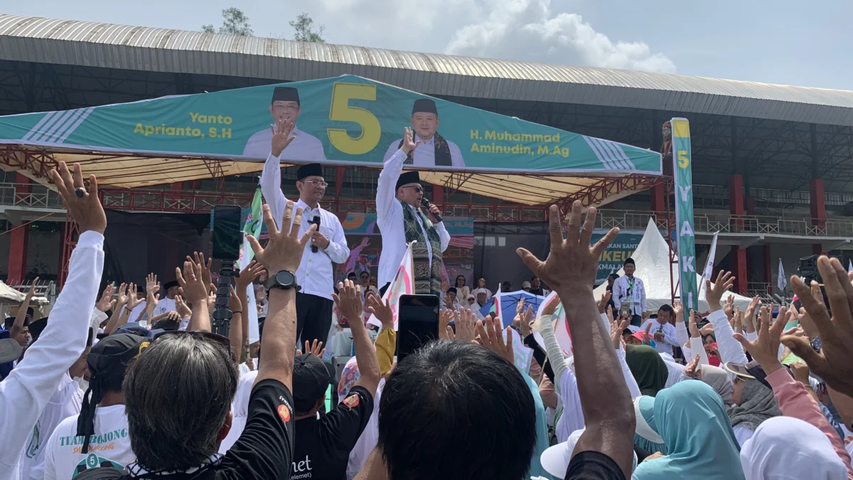 Kampanye akbar yanto aprianto muhammad aminudin, calon wali kita tasikmalaya, stadion wiradadaha