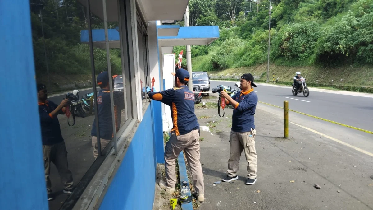 Pos polisi dilempar bom molotov, lingkar gentong kadipaten tasikmalaya, libur natal dan tahun baru