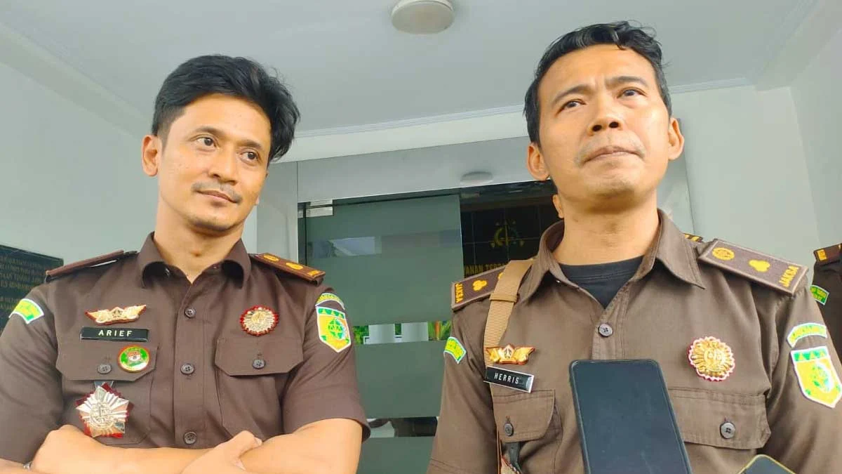 kejari ciamis tangani dua perkara korupsi besar