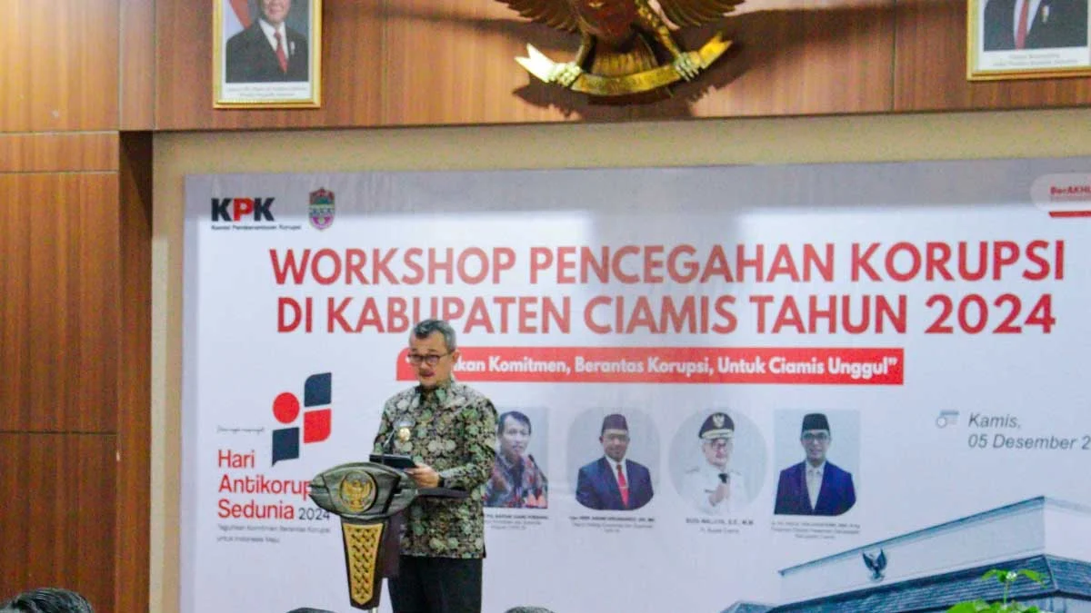 pj bupati ciamis Budi Waluya membuka workshop pencegahan korupsi