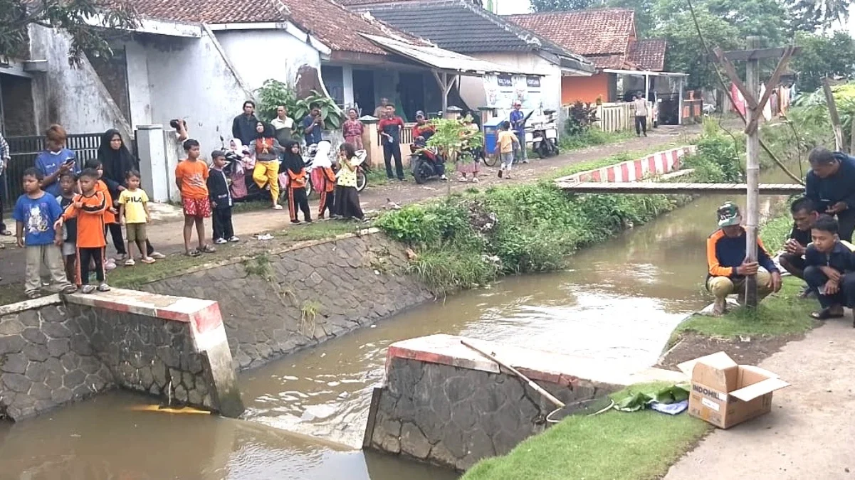 Bayi perempuan tak bernyawa sungai cikunten kawalu, polres tasikmalaya kota, dugaan aborsi dibuang