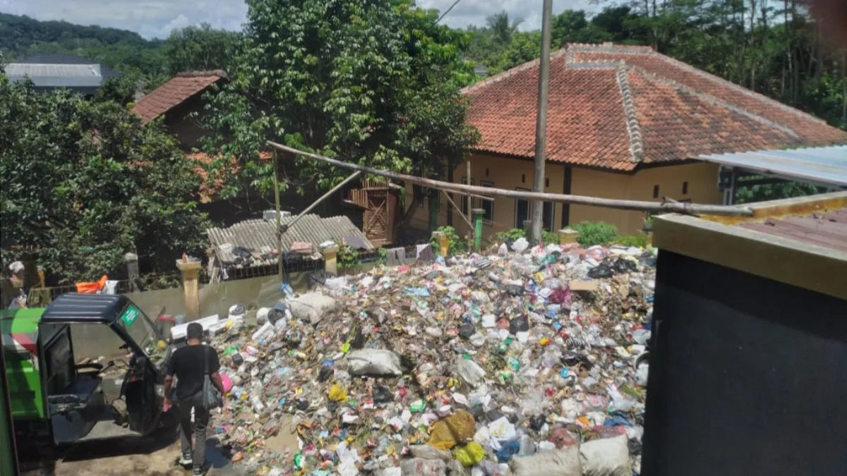 Tumpukan sampah