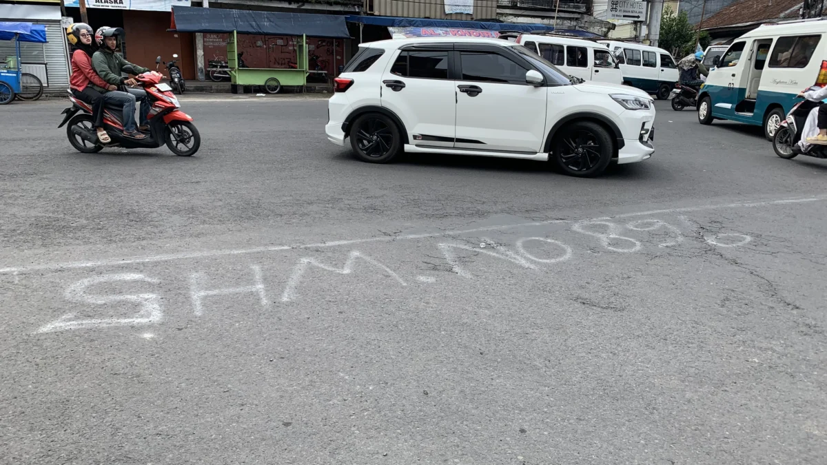 Lahan di jalan yudanegara kota tasikmalaya, polemik ahli waris pemkot, penutupan jalan