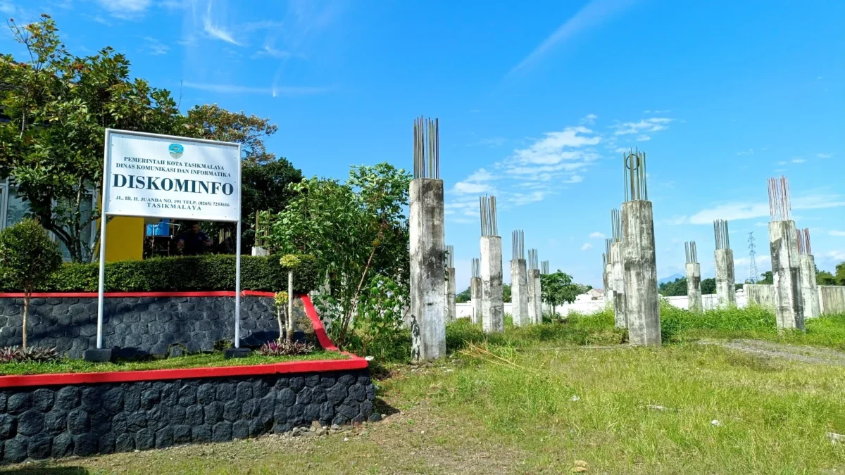 Gedung mangkrak diskominfo kota tasikmalaya