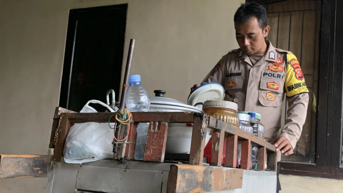 Pedagang es bubur sumsum tasikmalaya, anak di bawah umur, polisi polsek cihideung