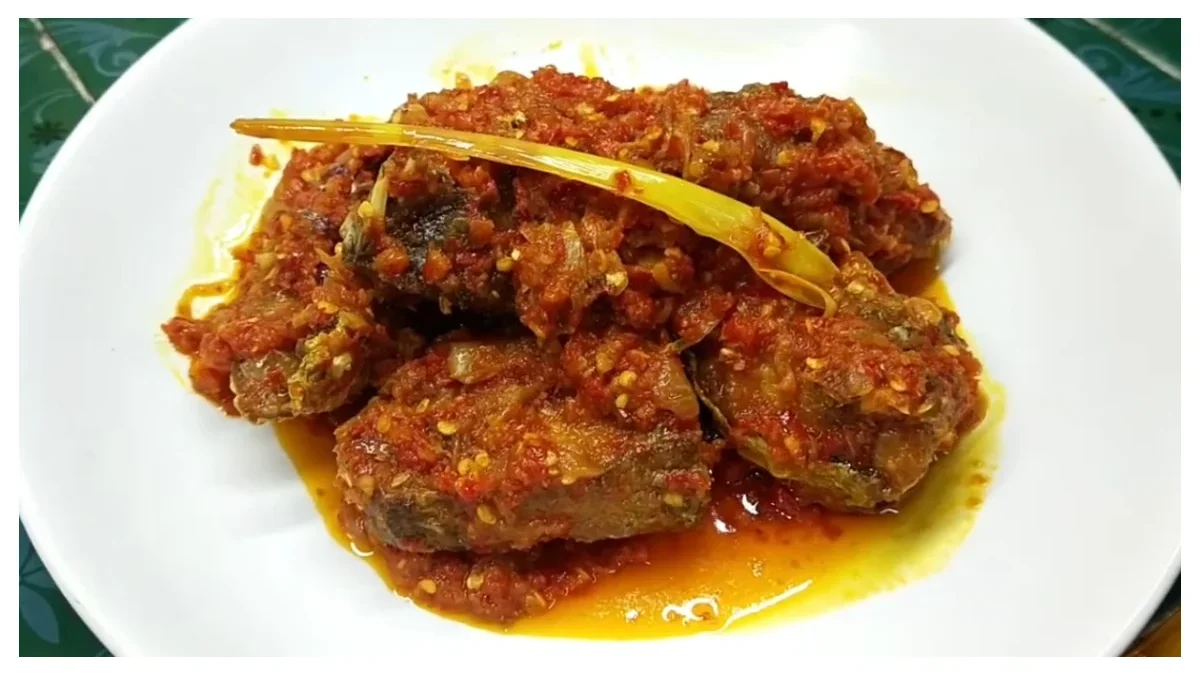 Sambal Goreng Kakap Khas Banjarmasin (tangkapan layar kanal YouTube Nenenk Parker dan Kana)