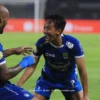 Persib menebus kesalahan dengan cara elegan