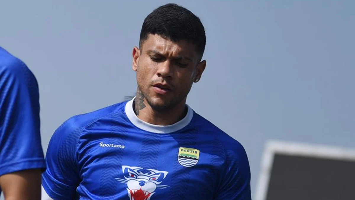 Ciro Alves Siap Hadapi 7 Laga Sisa Persib