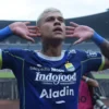 Ciro Alves bibajak dari Persib