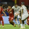 Gambaran selangkah lagi Persib juara musim ini