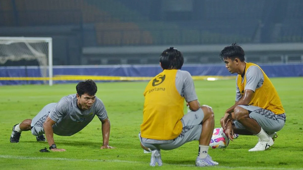 5 Pemain Persib Hilang di Latihan Perdana