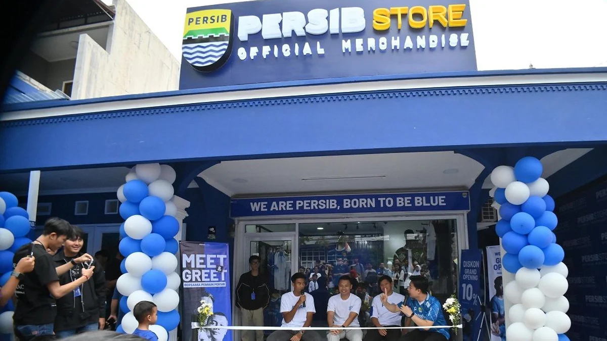 Persib Memanjakan Bobotoh di Cianjur