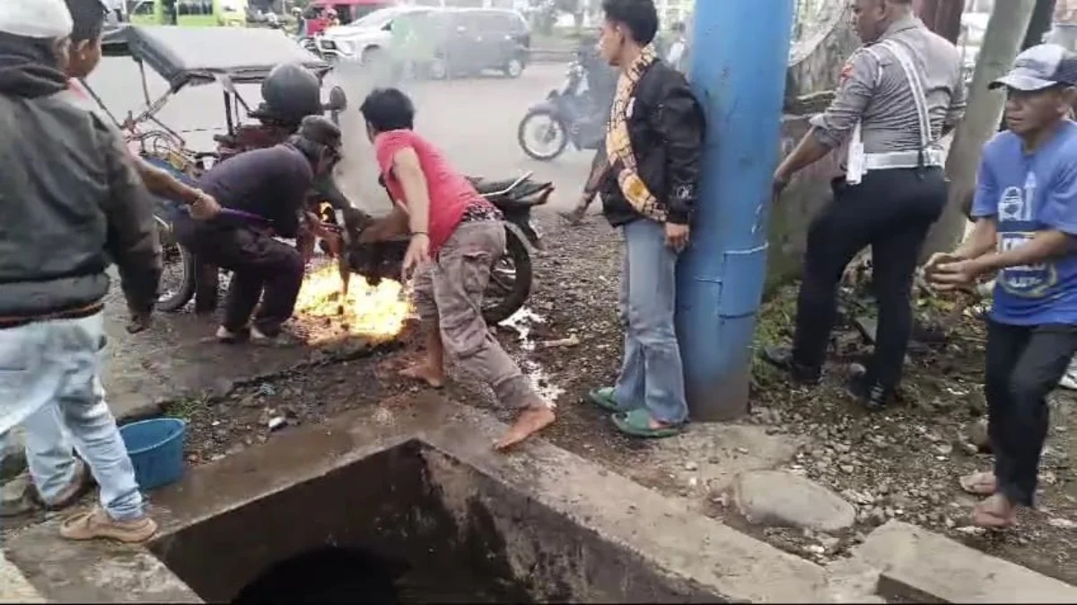 Becak Motor Kebakaran