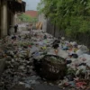 Sampah pasar padayungan, akses jalan tertutup sampah, pedagang pasar