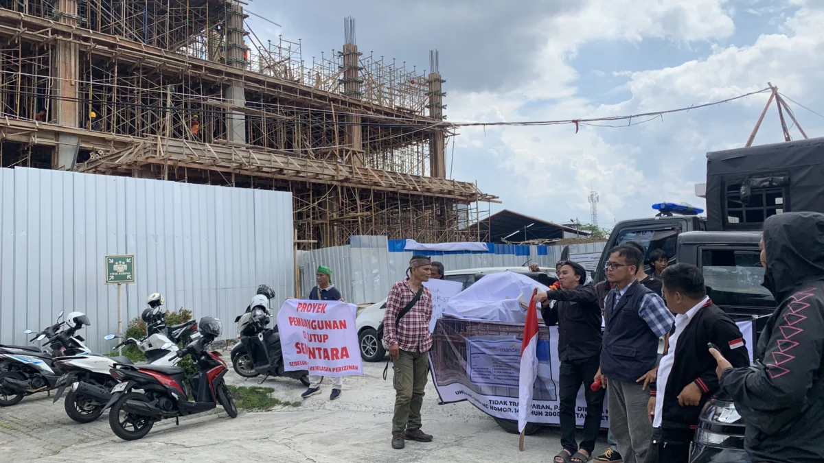 Proyek pembangunan kantor bank mandiri kota tasikmalaya,