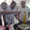 uji takar minyak goreng kemasan