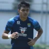 Gelandang Persib Rachmat Irianto