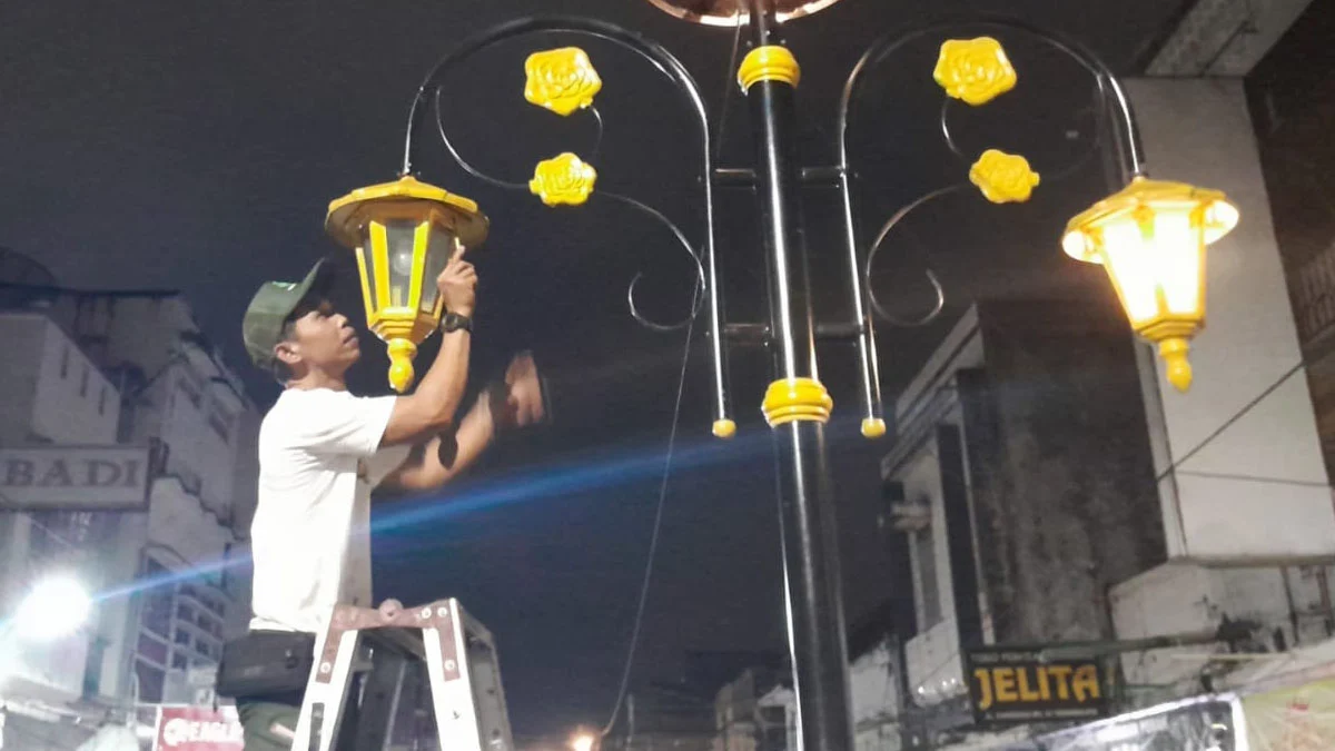 lampu hias pedestrian cihideung Kota Tasikmalaya