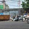 tumpukan sampah di Jalan SL Tobing Kota Tasikmalaya