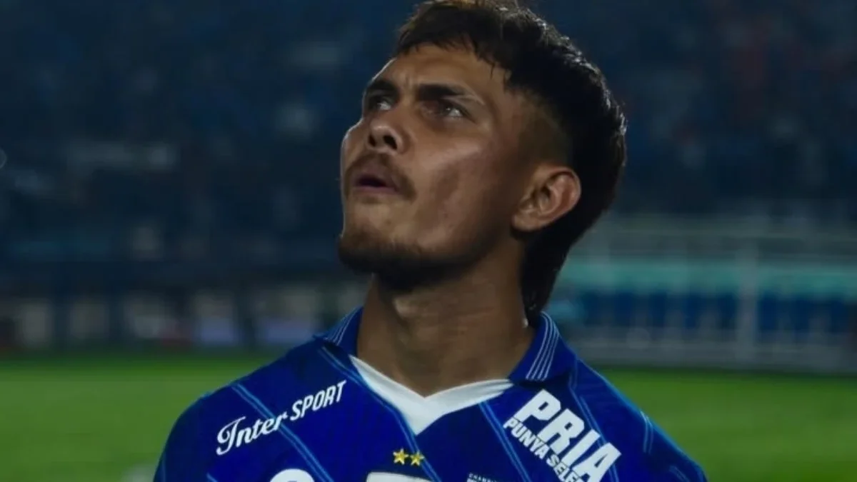 Bek Persib Rezaldi Hehanussa