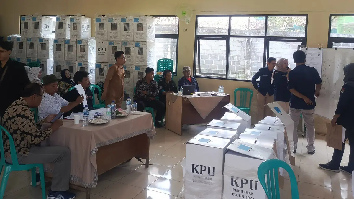 proses penghitungan suara PSU Tasikmalaya