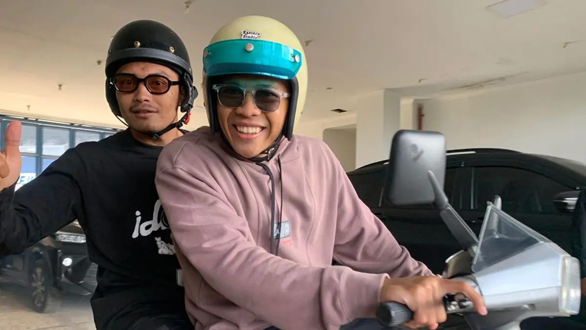 Cara Unik Pemain Persib Rayakan Gelar Juara, Edo Febriansah Akan Touring Vespa Bandung ke Tangerang