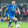 Marc Klok selamat dari pensiun dini