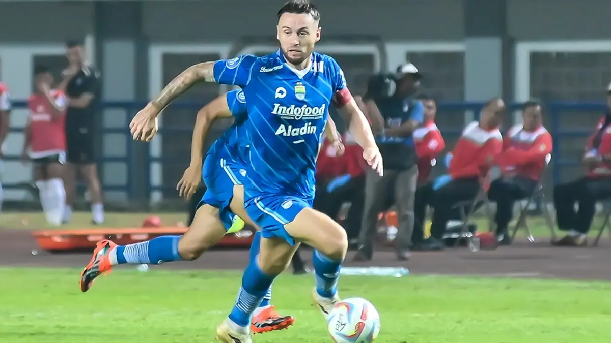 Marc Klok selamat dari pensiun dini