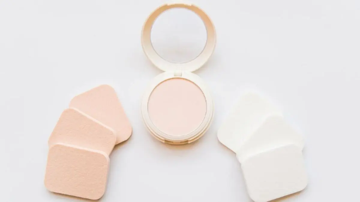 Compact Powder