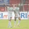 Pemain Persib Ciro Alves-Tyronne del Pino