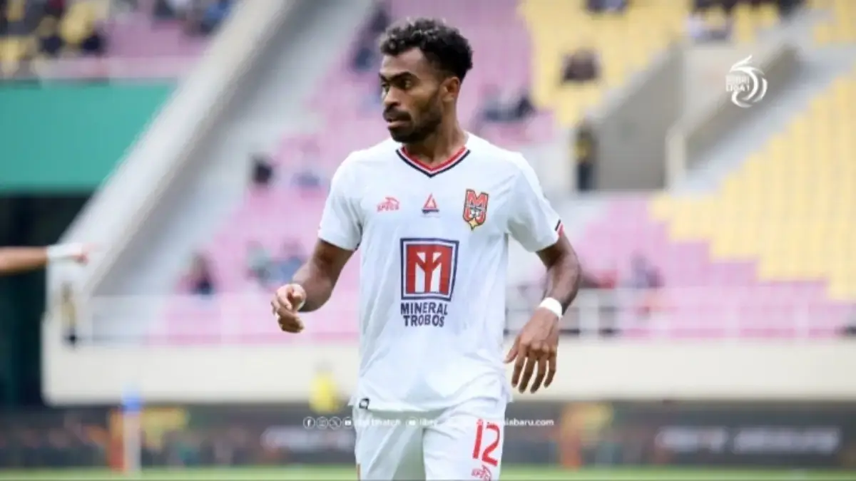 Yakob Sayuri Dirumorkan ke Persib