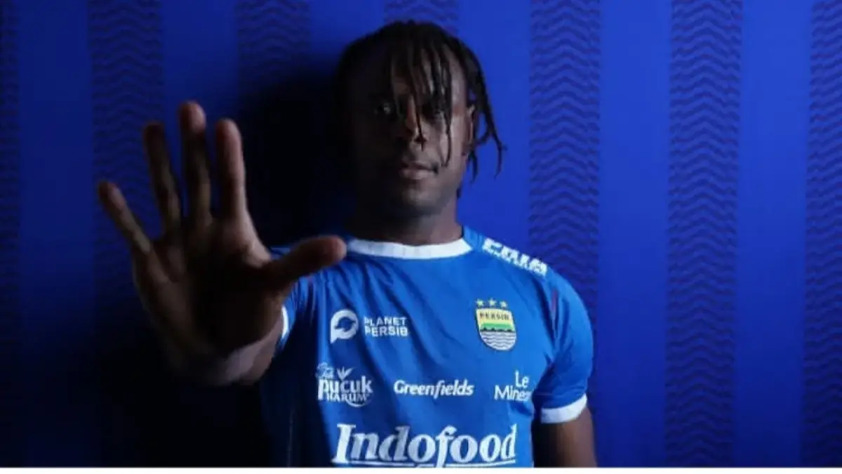 Bek Persib Victor Igbonefo